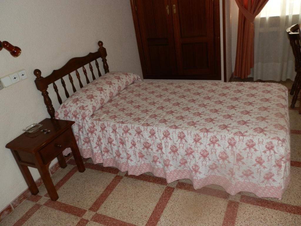 Hostal San Poul Consuegra Room photo